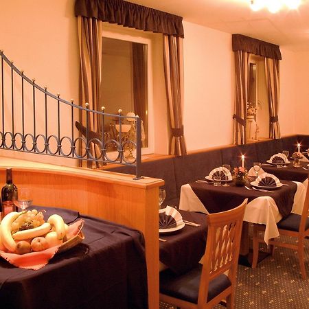 Hotel Central Нова-Леванте Экстерьер фото