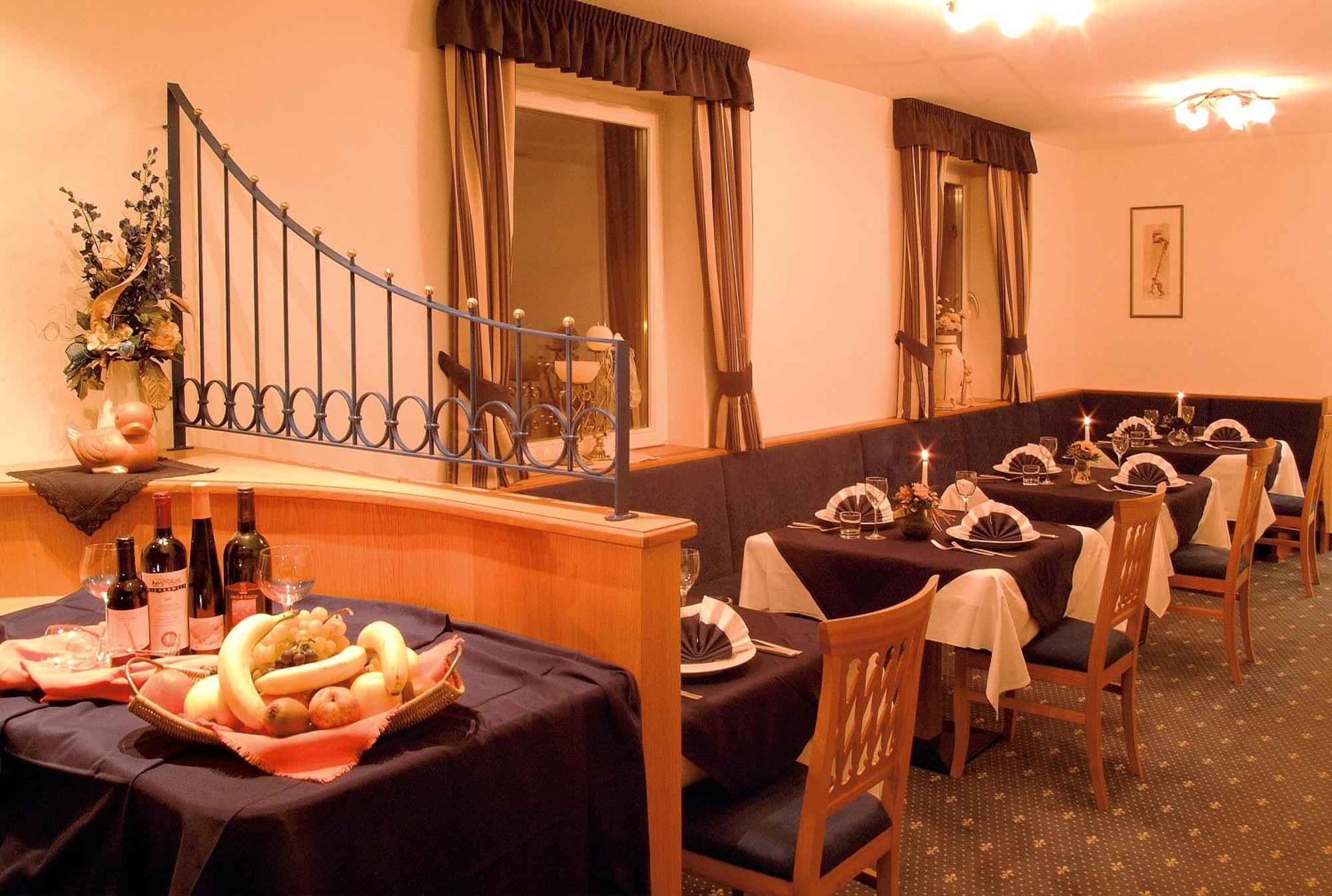 Hotel Central Нова-Леванте Экстерьер фото